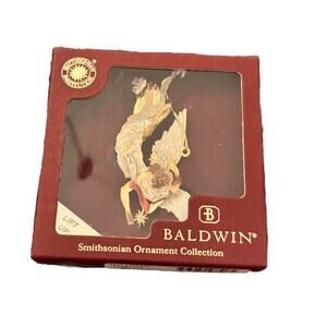 Baldwin Smithsonian Ornament Collection 77106.010 “Christmas Card Angel”